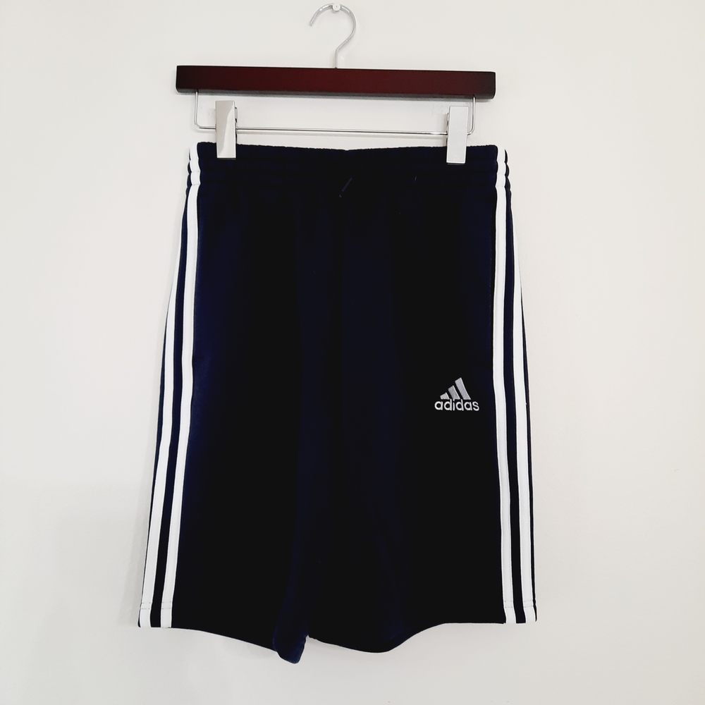 Adidas navy & white collegiate fleece mens shorts small NWT